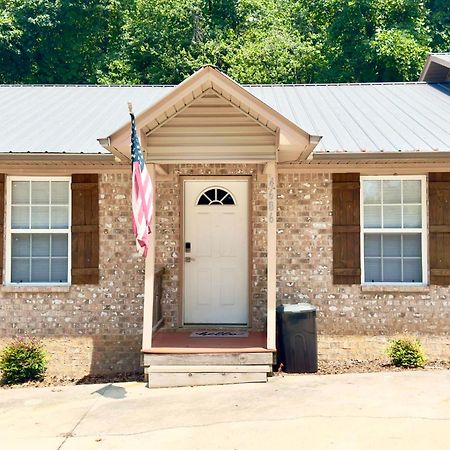 Cozy 2 Bedroom Townhouse Near Lake And Restaurants Guntersville Eksteriør billede