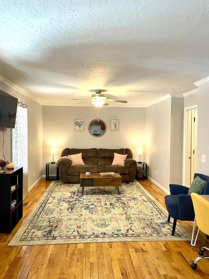 Cozy 2 Bedroom Townhouse Near Lake And Restaurants Guntersville Eksteriør billede